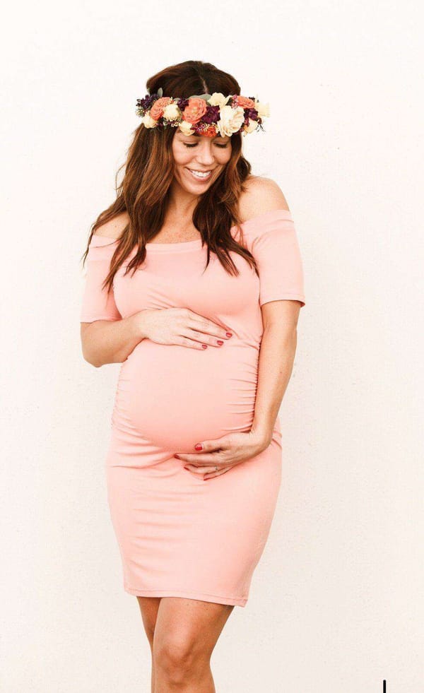 How to Dress Your Bump: A Maternity Style Guide